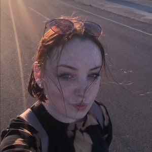 Meet your Posher, Faith